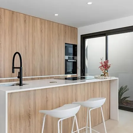 Luxury * Pilar de la Horadada